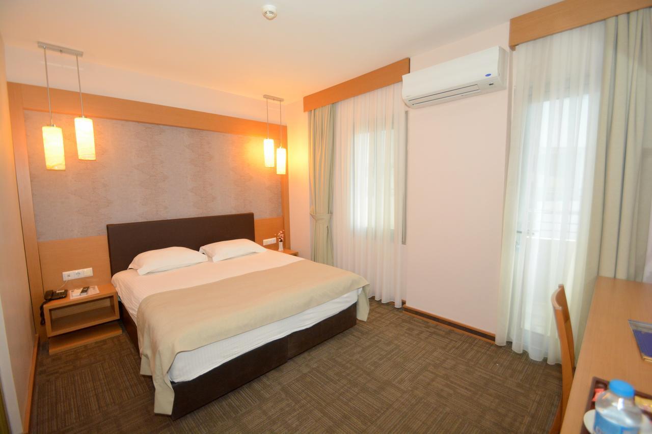 קוסדסי Istankoy Hotel מראה חיצוני תמונה